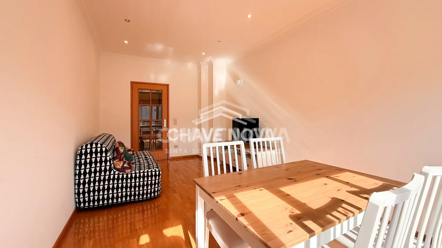 Apartamento T1 para Arrendamento | Mafamude, Vila Nova de Gaia - 2