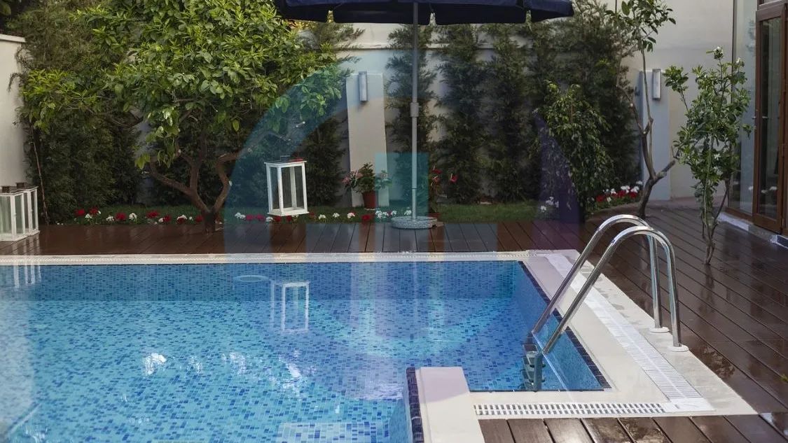 Apartamento T3 Luxuoso com Piscina - 2